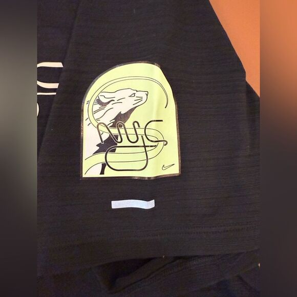 NWOT Nike Dri-FIT Miler NYC Short Sleeve Running Top Black Men’s - Picture 10 of 14